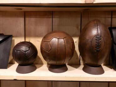 goede voetbal - oude leren voetbal
