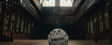 Derbystar voetbal maat 5 - Eredivisie 24:25