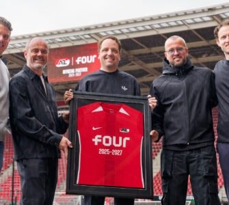 FOUR en AZ